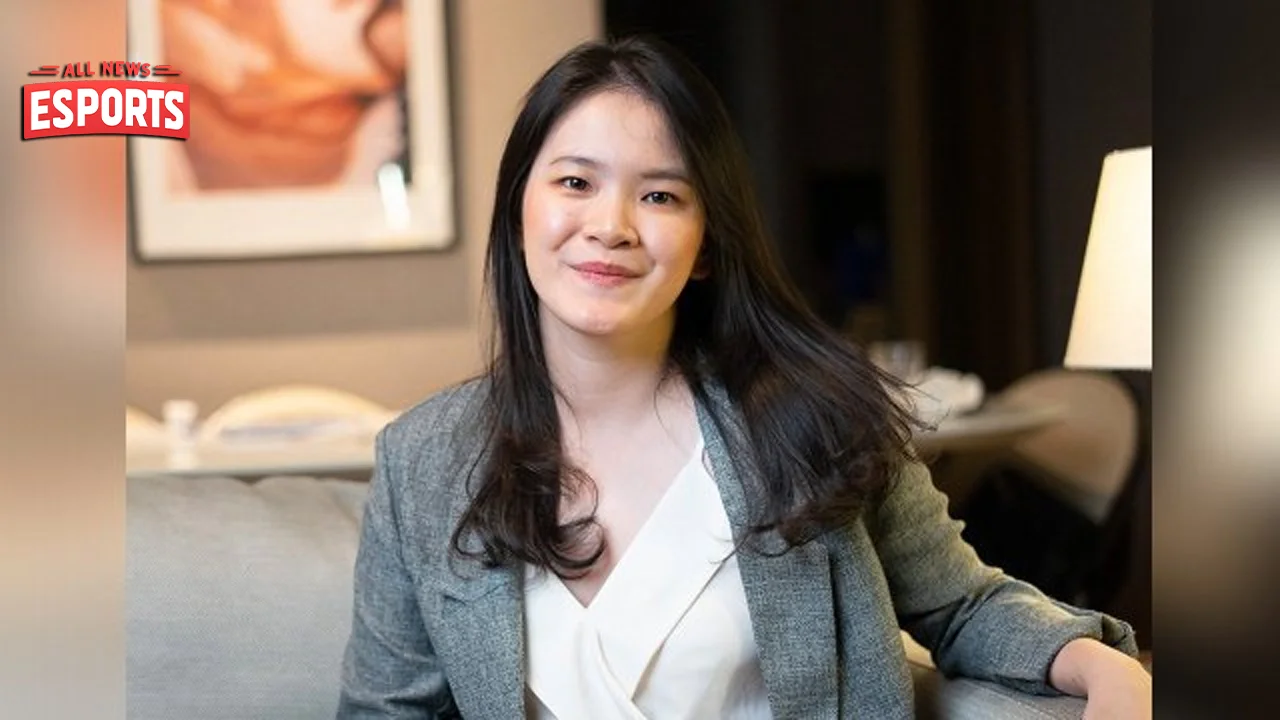 Felicia Tjiasaka Wanita Hebat 1000 Segudang Prestasi!