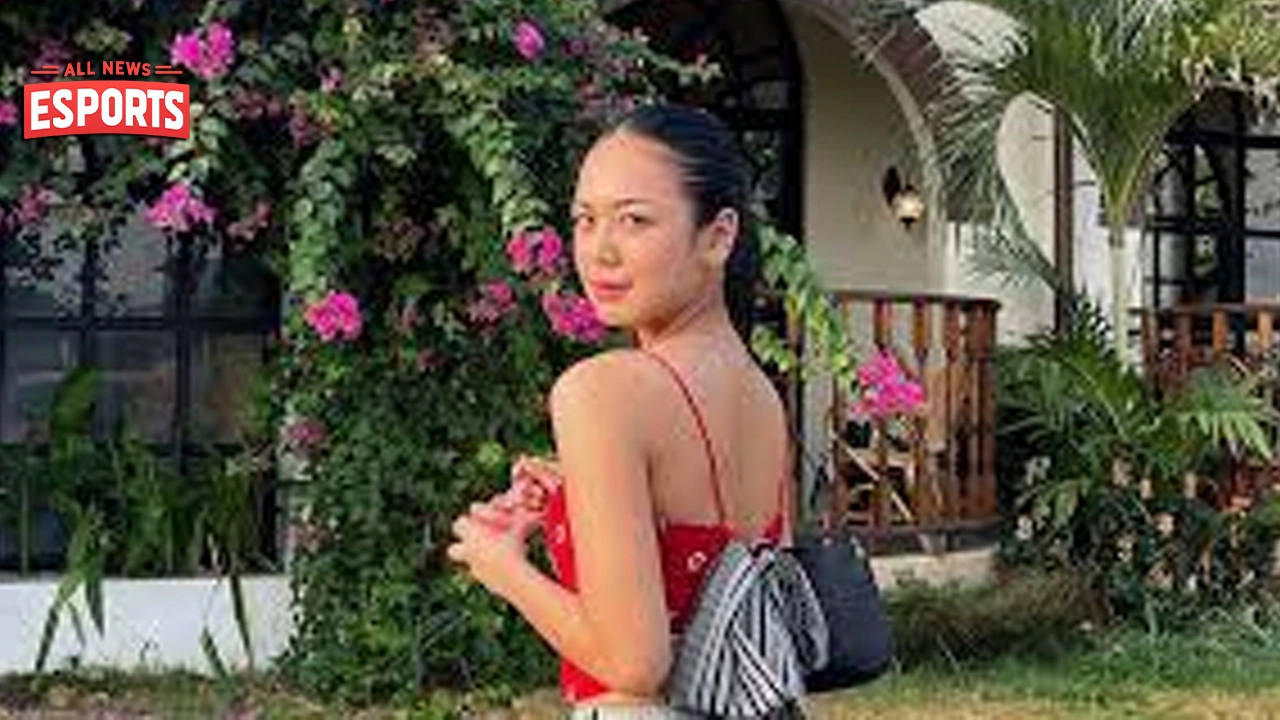 Azela Putri: Cantik, 3 Pintar, dan Menginspirasi!